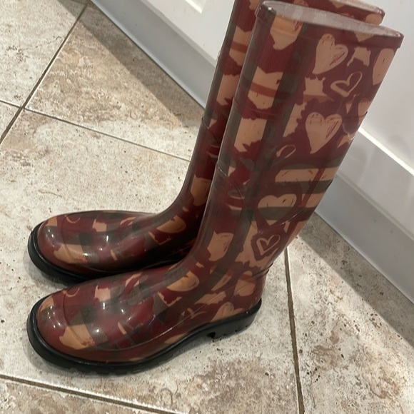 Burberry rain boots size 37 - Picture 2 of 15